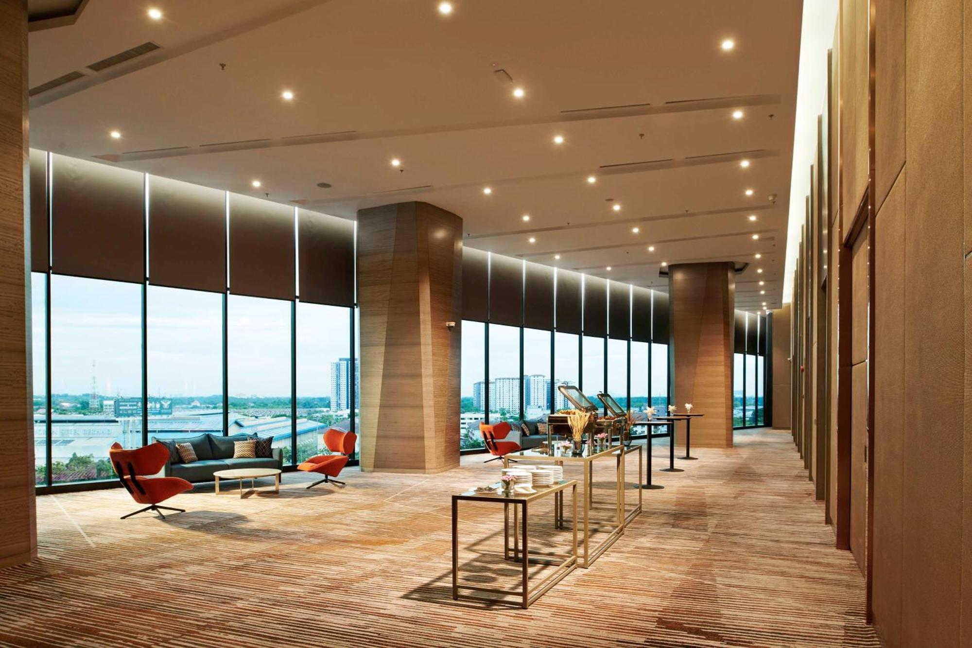 Doubletree By Hilton Shah Alam I-City Εξωτερικό φωτογραφία The 360° Lounge